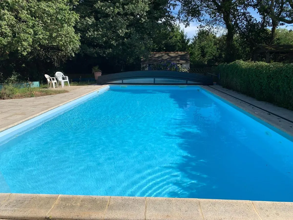 Bed & Breakfast Bed and Breakfast La Gentilhommiere Tréffiagat