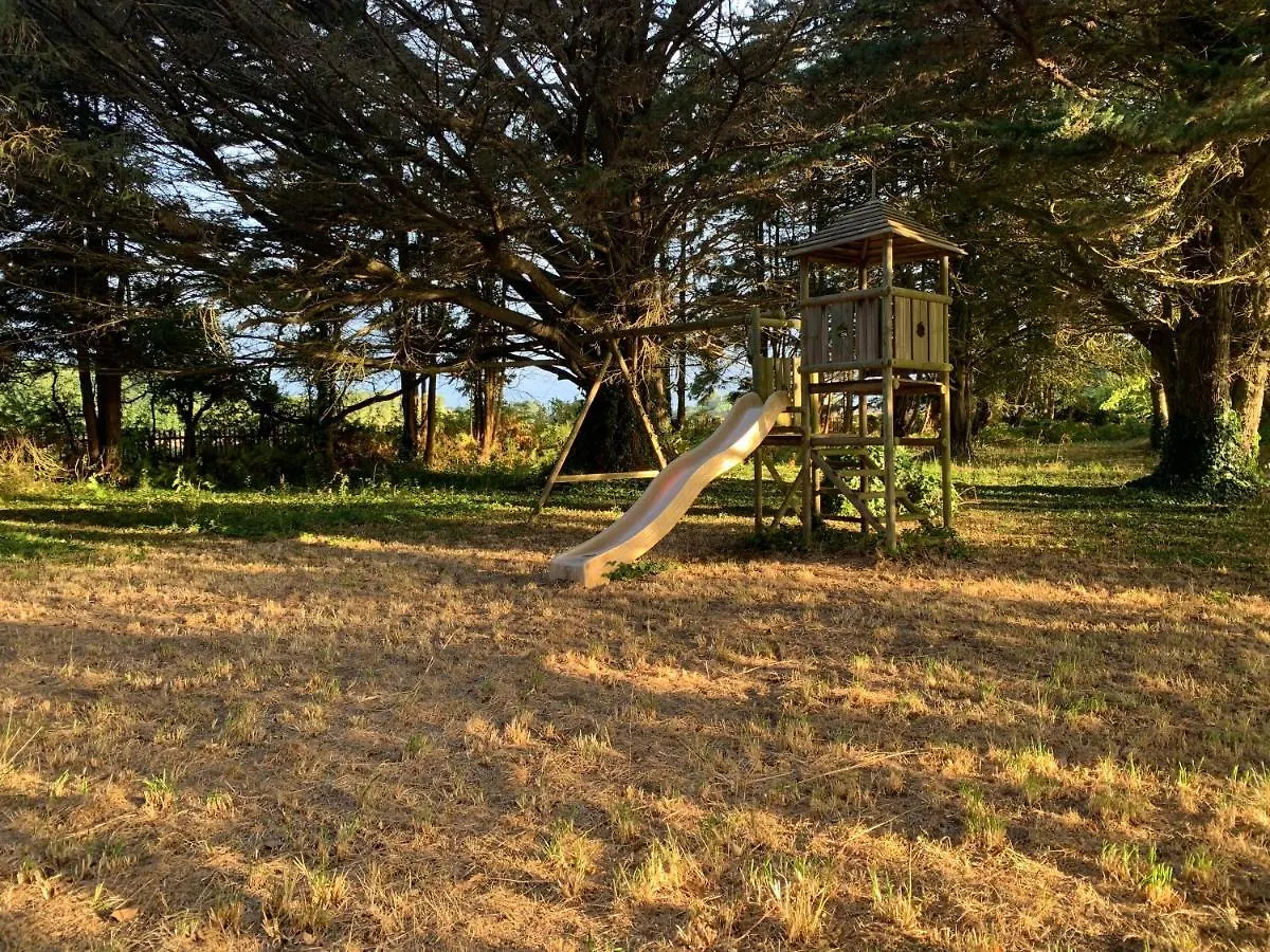 Bed and Breakfast La Gentilhommiere Tréffiagat Francia